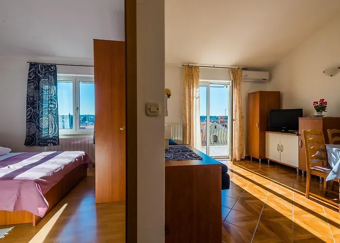 Majoran Lägenhet Pula